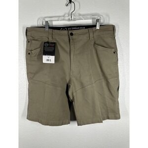 Wrangler ATG All Terrain Gear Shorts Mens 38 Beige Utility Cargo Outdoor Stretch